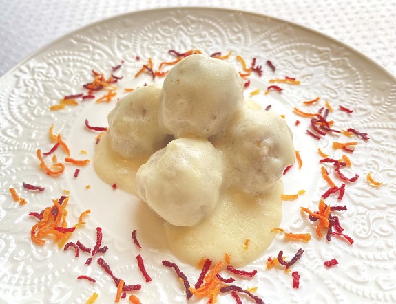 Фрикадельки в сметане