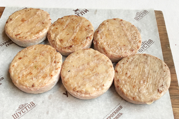 Готовые домашние котлеты 6 шт